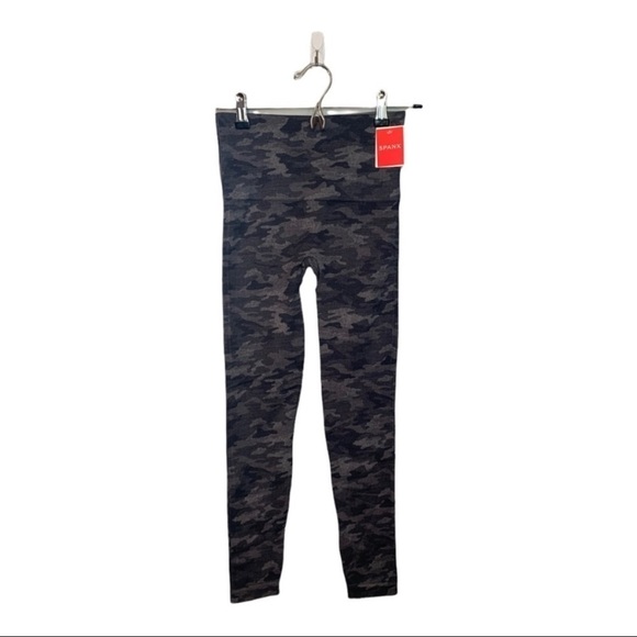 SPANX Seamless Look At Me Now Heathered Camo Leggings Size M - Picture 3 of 7